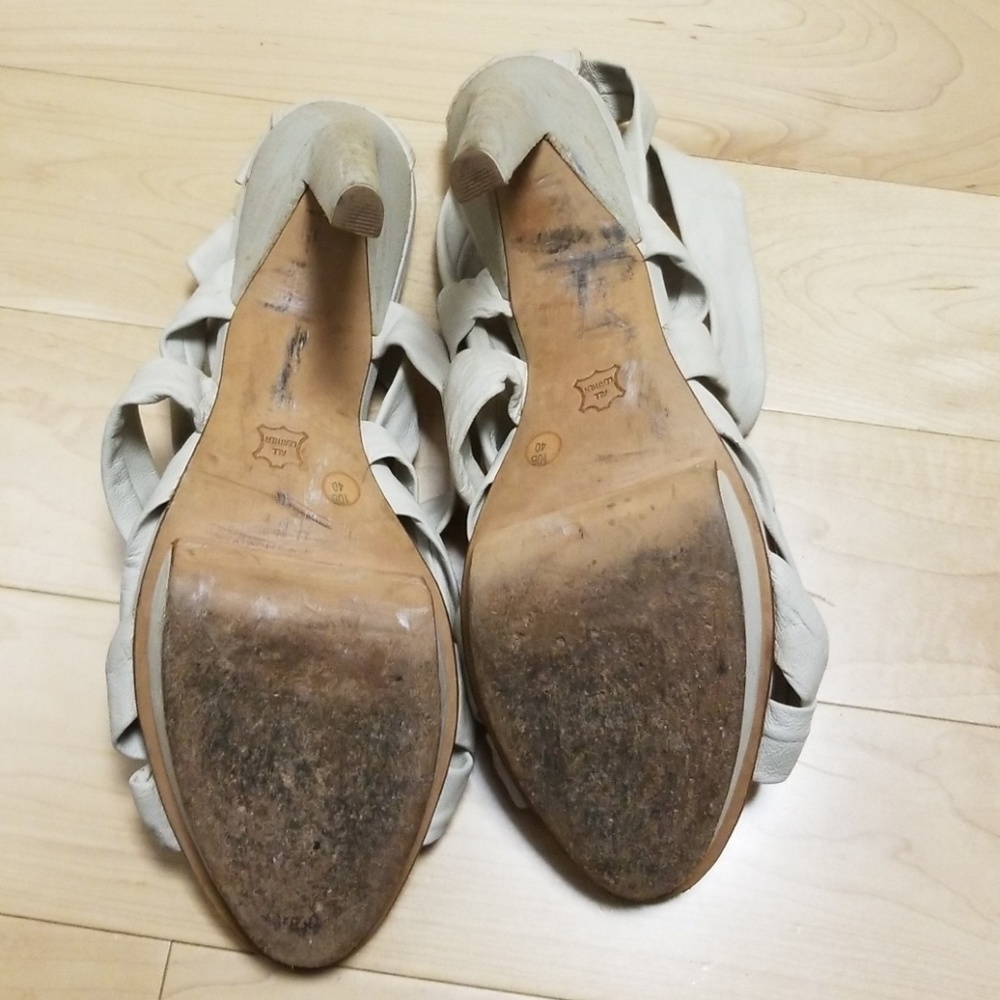 Bcbgmaxazria runway sandals - Picture 4 of 4